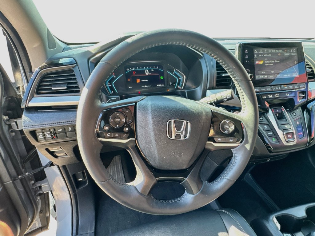 Used 2024 Honda Odyssey Touring image 11