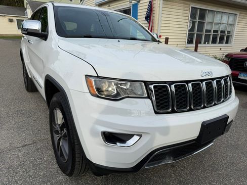 Used 2017 Jeep Grand Cherokee Limited w/ Trailer Tow Group IV AWD/4WD image 5