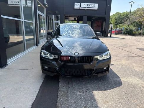 Used 2018 BMW 340i xDrive Sedan w/ Premium Package AWD/4WD image 2