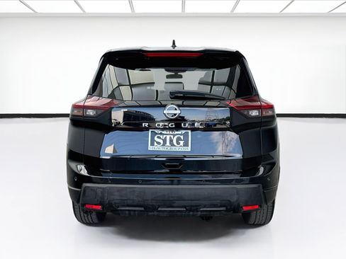 Used 2025 Nissan Rogue SV FWD image 5