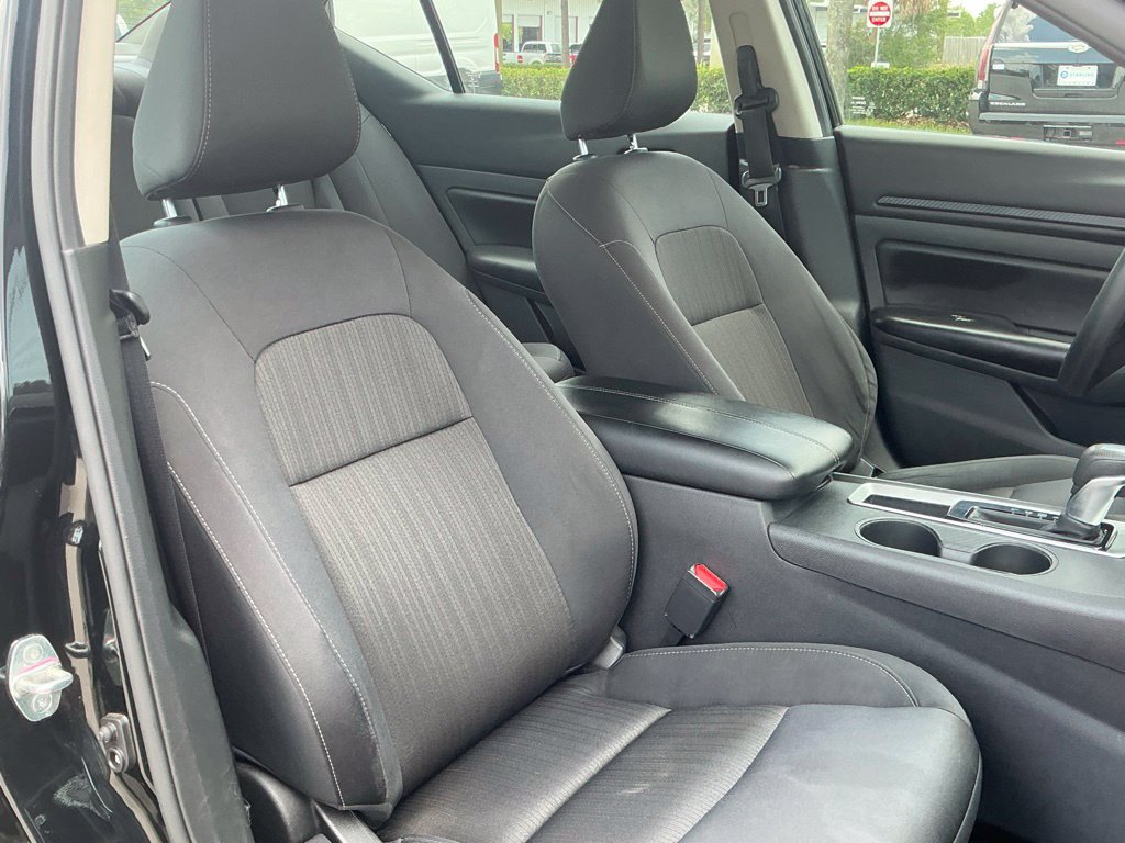 Used 2024 Nissan Altima 2.5 S FWD image 22
