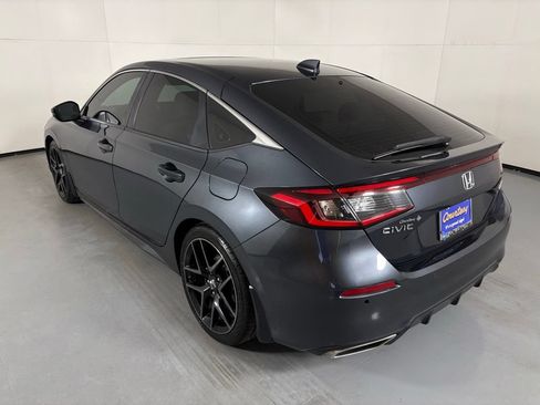 Used 2022 Honda Civic Sport Touring image 6