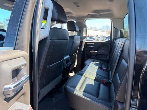 Used 2017 GMC Sierra 2500 SLT w/ Snow Plow Prep Package AWD/4WD image 9