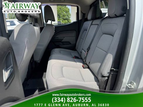 Used 2019 Chevrolet Colorado LT w/ LT Convenience Package RWD image 10