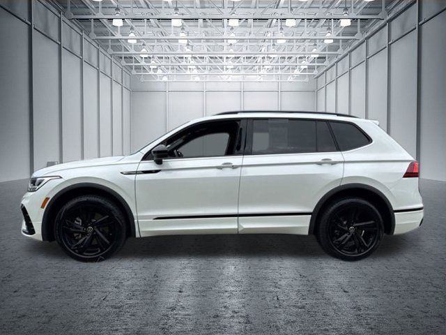 Used 2023 Volkswagen Tiguan SE R-Line FWD image 6