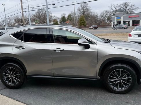 Used 2024 Lexus NX 350 AWD image 9