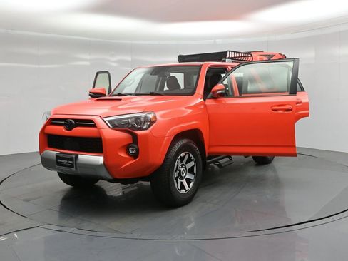 Used 2024 Toyota 4Runner TRD Off-Road Premium w/ Off Road Premium Plus Package image 32