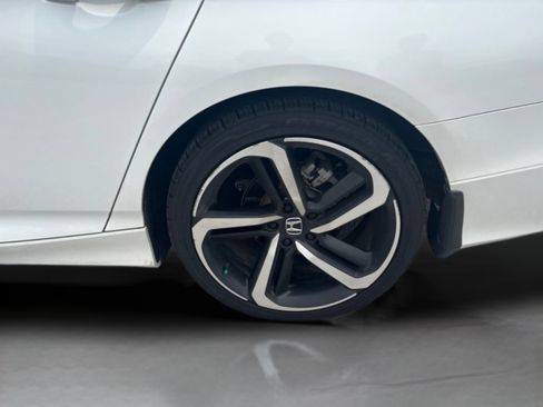 Used 2021 Honda Accord Sport image 32