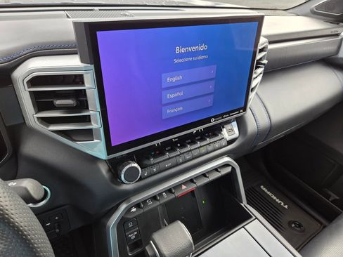 Used 2022 Toyota Tundra Platinum image 21