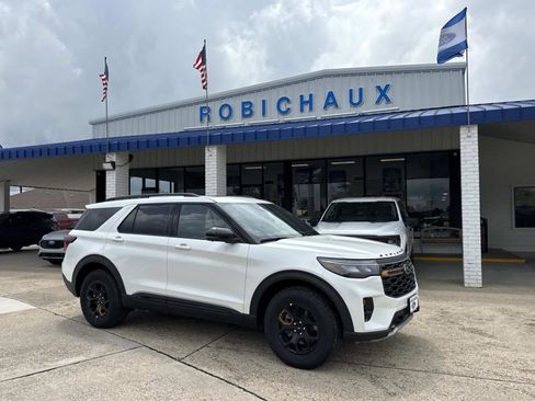 New 2026 Ford Explorer Tremor w/ Tremor Ultimate Package AWD/4WD image 8