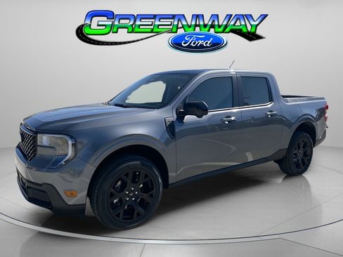 New 2026 Ford Maverick Lariat w/ Black Appearance Package AWD/4WD image 1