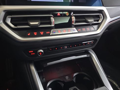 Used 2023 BMW 430i xDrive Coupe w/ M Sport Package AWD/4WD image 25