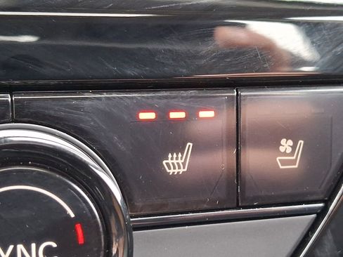 Certified 2025 Honda Accord Touring image 27