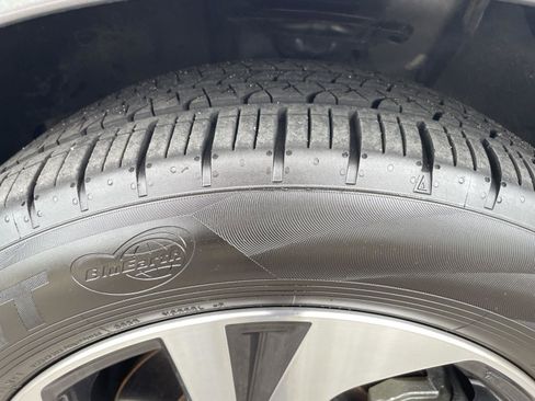 Used 2025 Subaru Legacy Premium w/ Popular Package #1A AWD/4WD image 11
