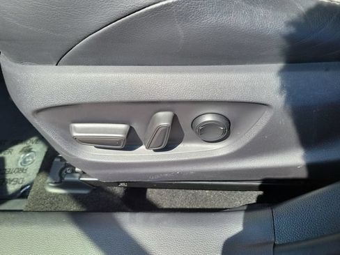 Used 2019 Toyota Corolla XSE FWD image 21