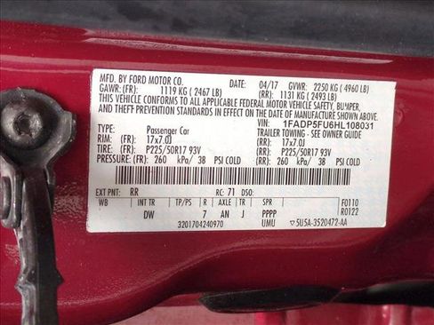 Used 2017 Ford C-MAX Energi Titanium image 24