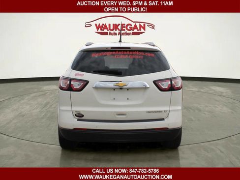 Used 2015 Chevrolet Traverse LT w/ Style and Technology Package AWD/4WD image 4