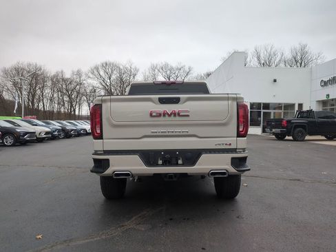 New 2026 GMC Sierra 1500 AT4 w/ AT4 Premium Package AWD/4WD image 6