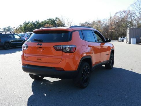 New 2026 Jeep Compass Latitude image 6