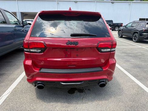 Used 2021 Jeep Grand Cherokee SRT w/ Trailer Tow Group IV AWD/4WD image 9