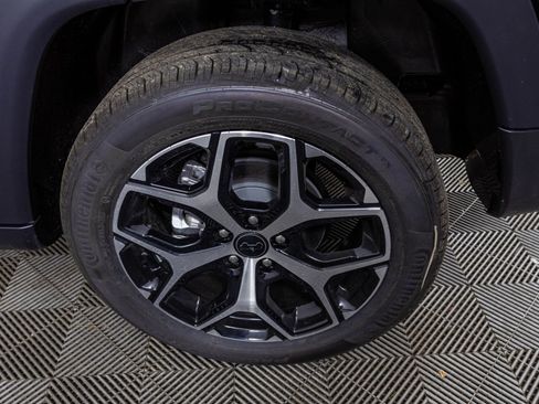 New 2026 Jeep Compass Limited image 40