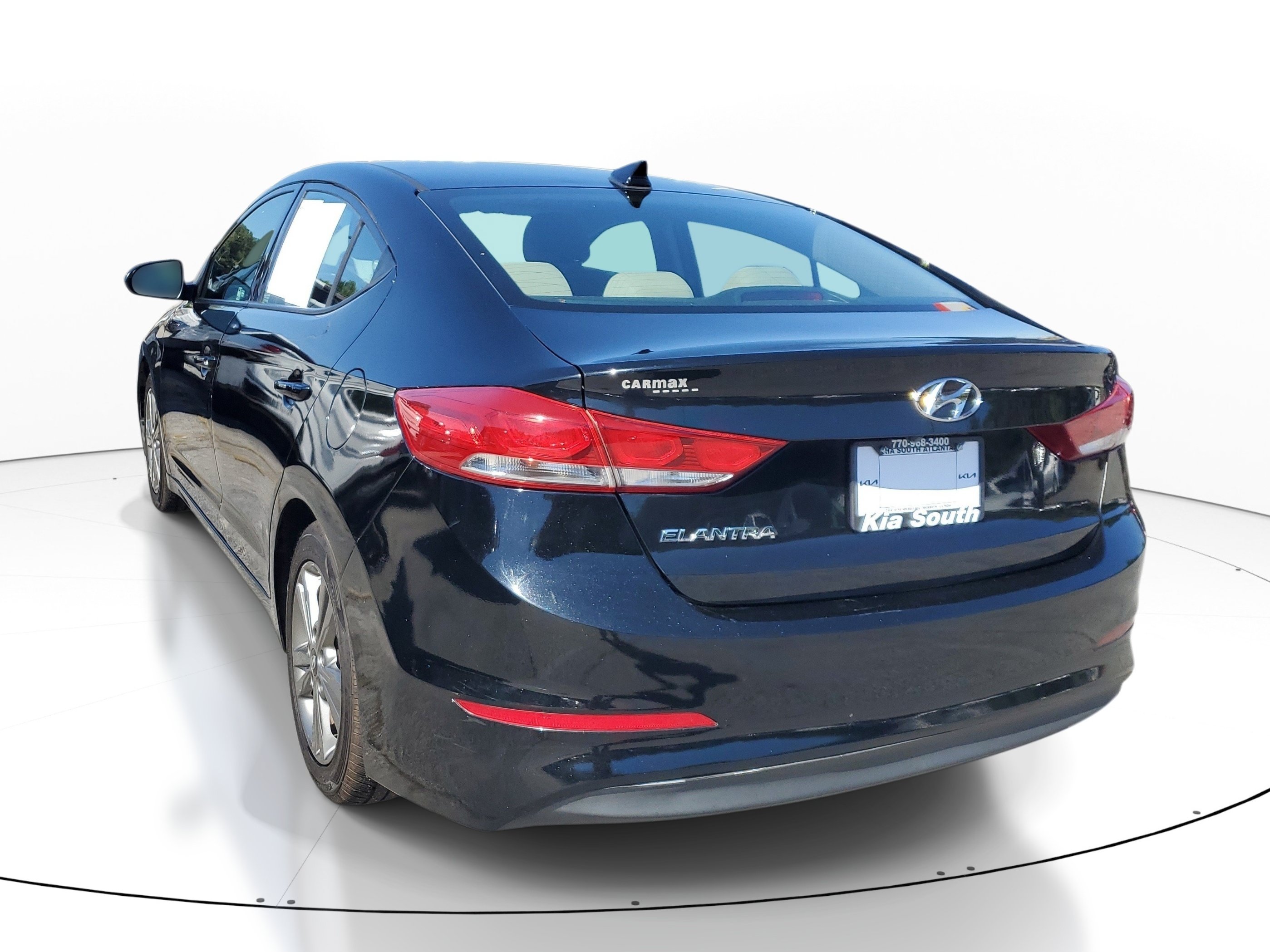 Used 2017 Hyundai Elantra SE FWD image 4