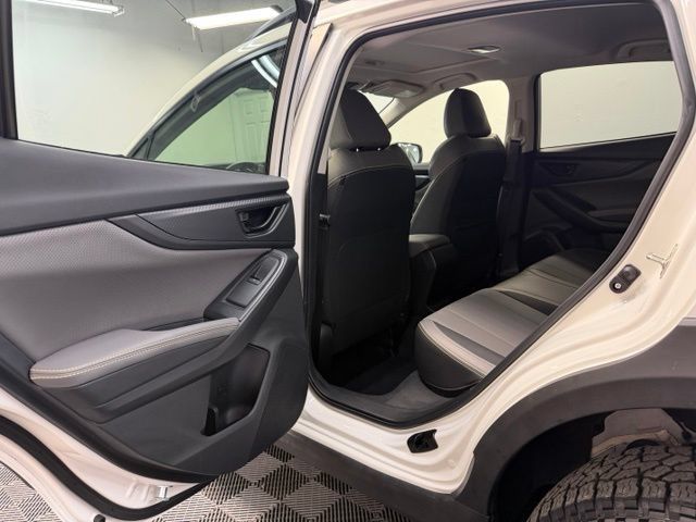 Used 2022 Subaru Crosstrek 2.5i Sport w/ Moonroof Package AWD/4WD image 25