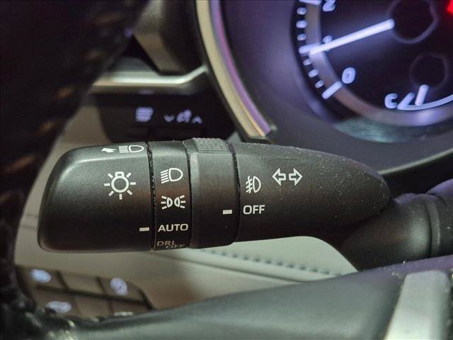 Used 2023 Toyota Highlander XLE FWD image 14