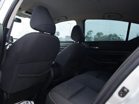 Used 2020 Nissan Maxima 3.5 S w/ Floor Mat Group FWD image 16