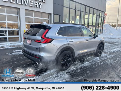 Used 2025 Honda CR-V Sport Touring image 9