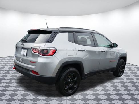 Used 2023 Jeep Compass Trailhawk AWD/4WD image 7