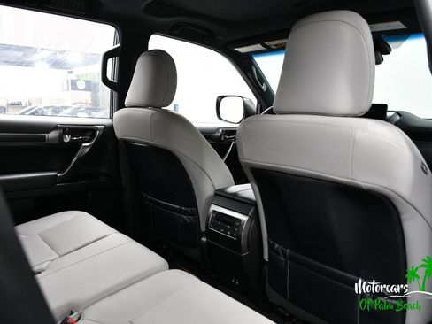Used 2023 Lexus GX 460 w/ Black Line Special Edition AWD/4WD image 55