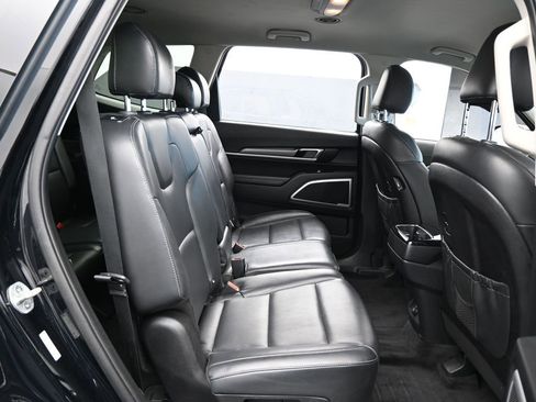 Used 2021 Kia Telluride LX image 38