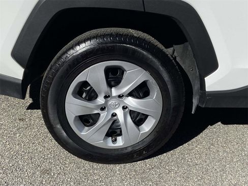 Used 2025 Toyota RAV4 LE image 8