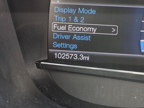 Used 2017 Ford Explorer XLT w/ Equipment Group 202A FWD image 24