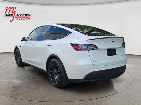 Used 2022 Tesla Model Y Performance AWD/4WD image 12