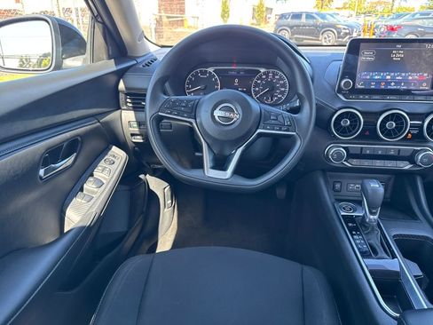 Used 2024 Nissan Sentra SV image 13