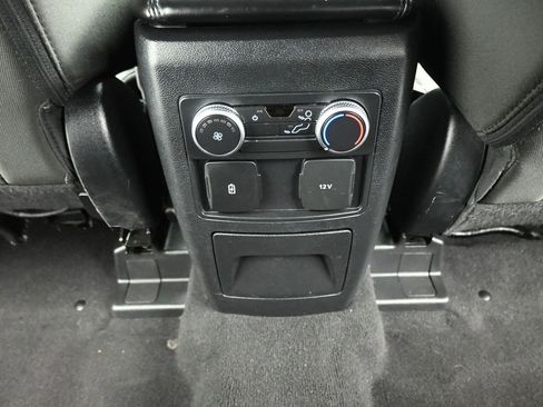 Certified 2022 Ford Explorer XLT w/ Class IV Trailer Tow Package image 22