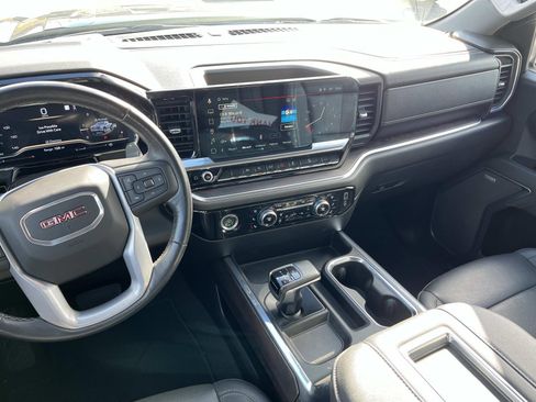 Used 2022 GMC Sierra 1500 SLT w/ SLT Convenience Package image 15