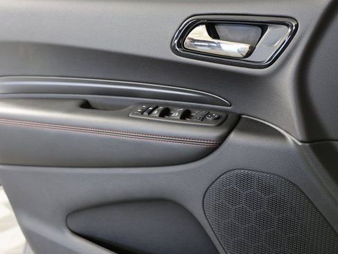 Used 2025 Dodge Durango R/T w/ Blacktop Package image 28