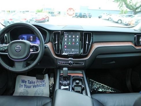Used 2023 Volvo XC60 B5 Plus w/ Climate Package AWD/4WD image 17