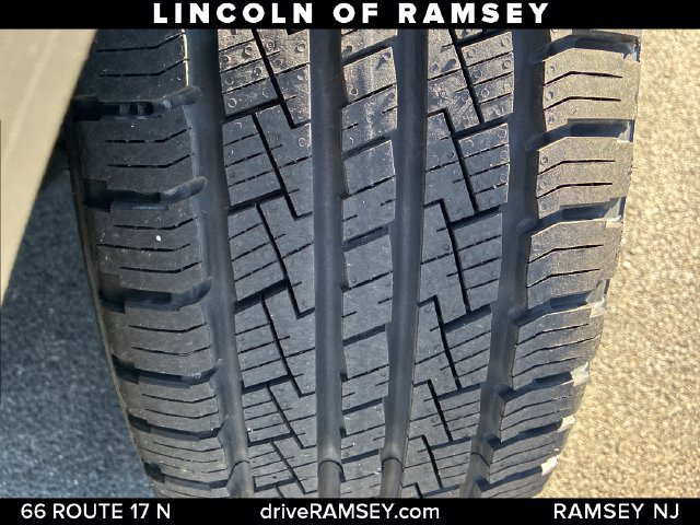Used 2023 Lincoln Nautilus Reserve AWD/4WD image 28