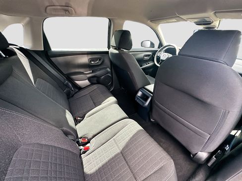 Used 2023 Honda HR-V LX image 23