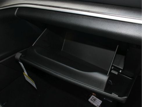 New 2025 Jeep Grand Cherokee Limited w/ Trailer Tow Package image 28