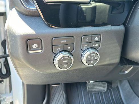New 2026 GMC Sierra 1500 Elevation w/ Elevation Premium Package AWD/4WD image 20