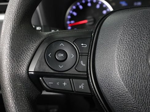 Used 2020 Toyota RAV4 XLE w/ Convenience Package image 24