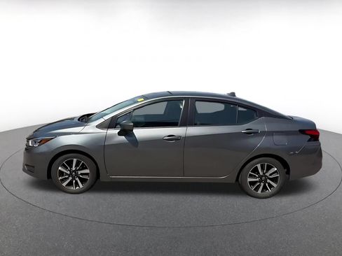 Used 2025 Nissan Versa SV FWD image 9