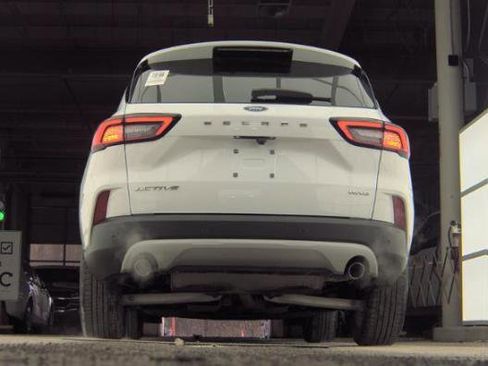 Used 2023 Ford Escape Active w/ Tech Pack #2 image 8