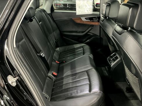 Used 2023 Audi A4 2.0T Premium w/ Convenience Package image 29
