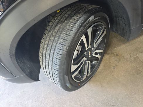 Used 2023 Chevrolet TrailBlazer LT FWD image 31